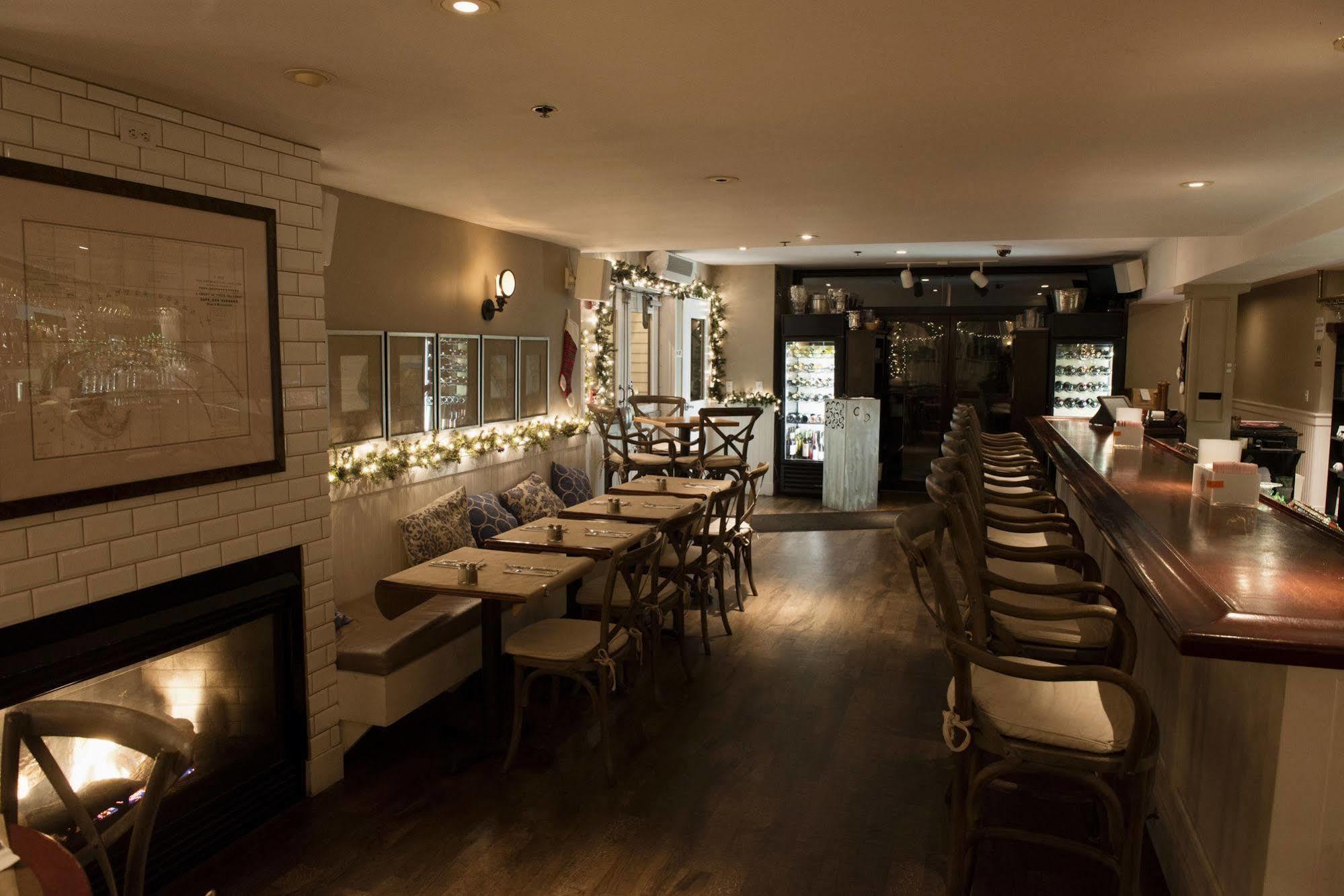 The Crown And Anchor Inn Provincetown Esterno foto